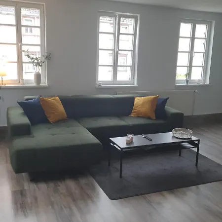 Gemuetliche *zentral* *netflix* *parkplatz*